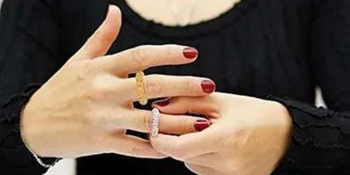 Family Lawyer Support for Khula Cases in Lahore for Women