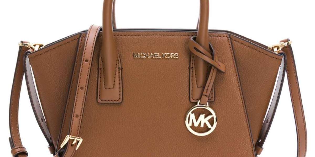 時尚與實用的完美結合——MK 笑臉包引領潮流新趨勢