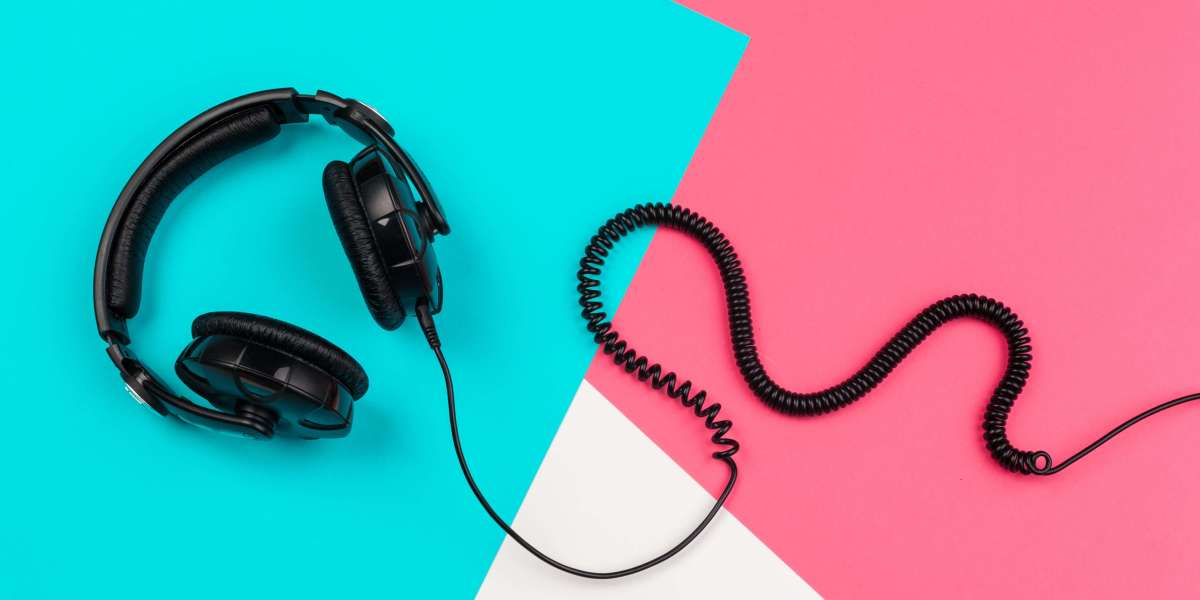 See What Bluetooth Headphones UK Tricks The Celebs Are Using