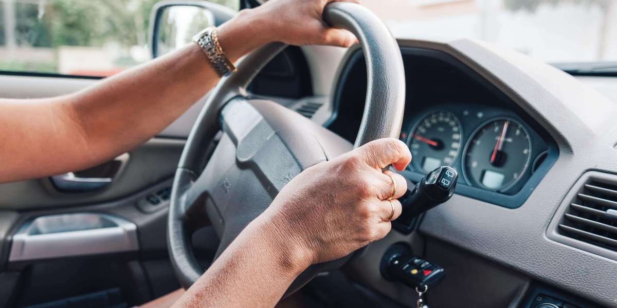 How License Online Rose To The #1 Trend On Social Media