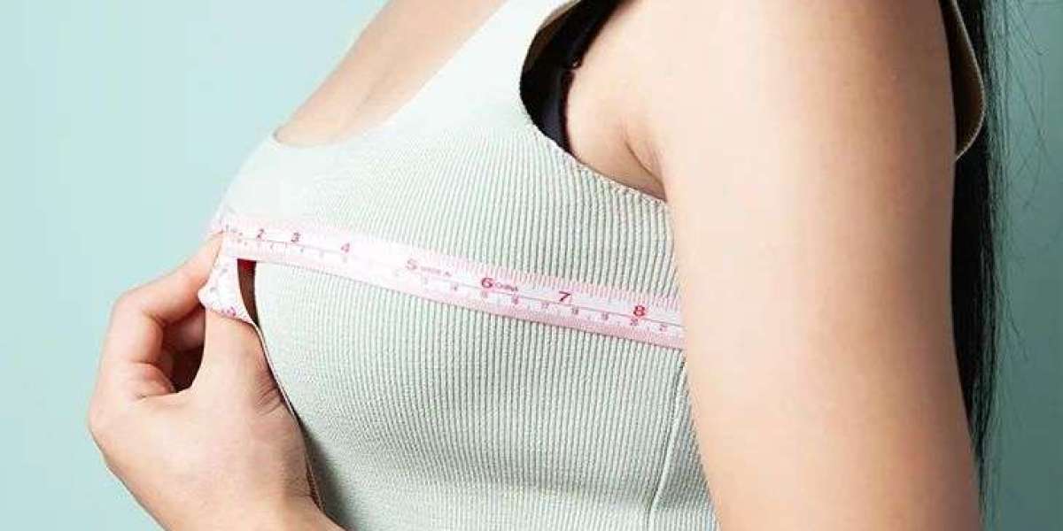 Best Plastic Surgeon in Dubai – Dr. Hans | Breast Reduction Surgery in Dubai