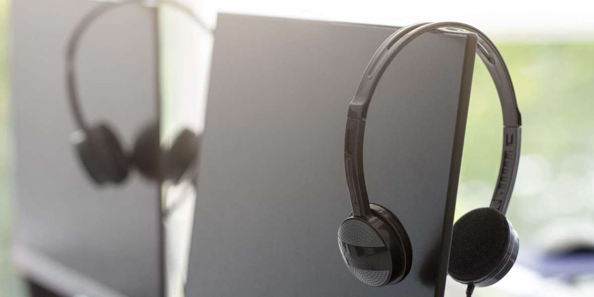See What Headphone UK Tricks The Celebs Are Utilizing